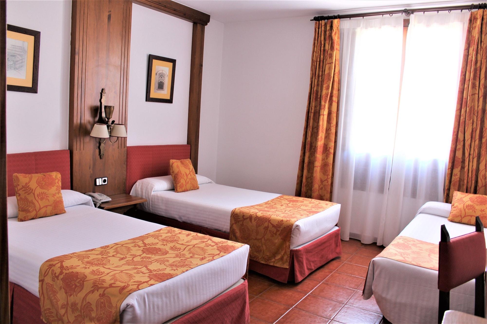 Hotel El Bedel Alcala de Henares Luaran gambar
