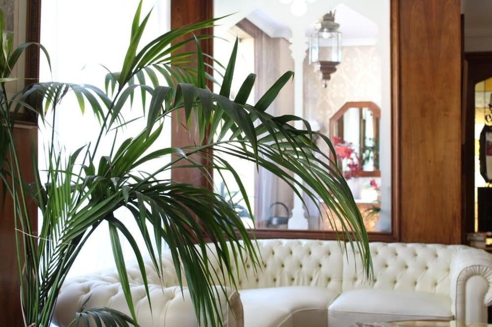 Hotel El Bedel Alcala de Henares Luaran gambar