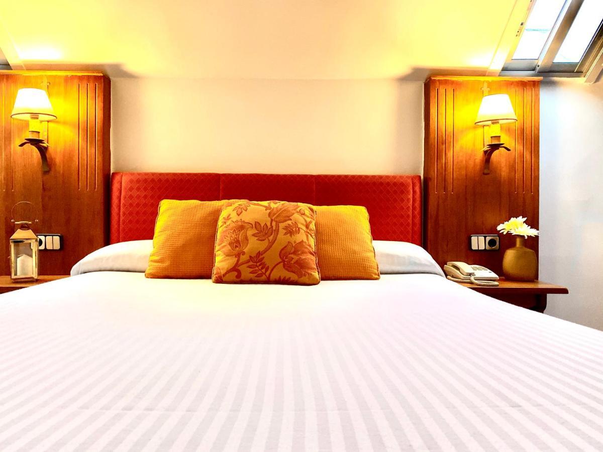 Hotel El Bedel Alcala de Henares Luaran gambar