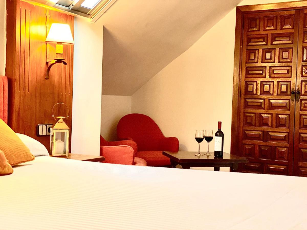 Hotel El Bedel Alcala de Henares Luaran gambar